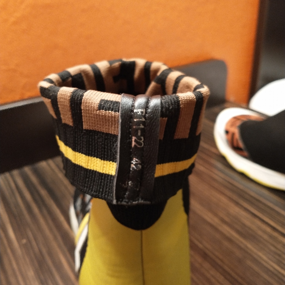 Fendi Roma - Picture 7 of 12